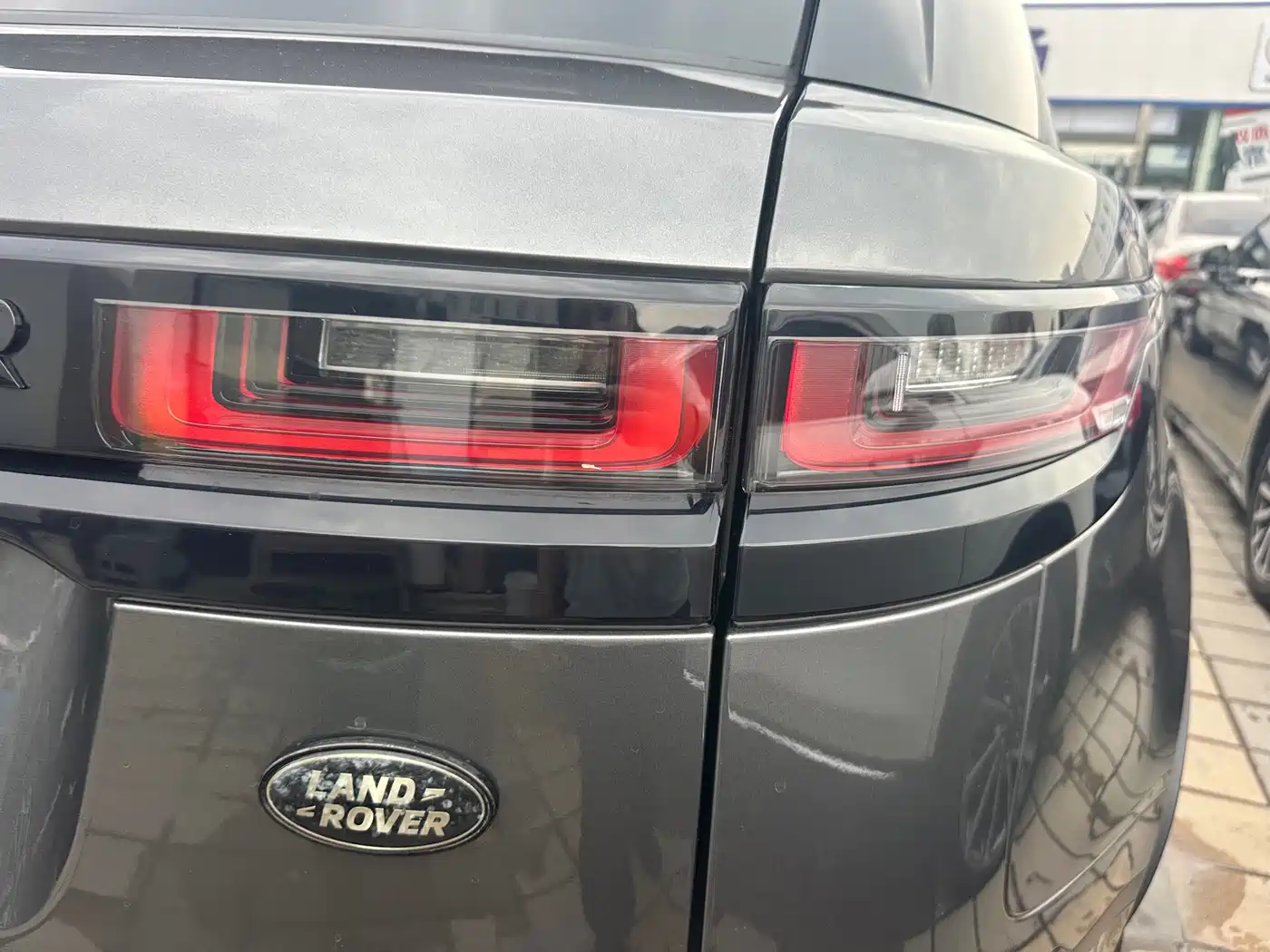 Land Rover Range Rover Velar 2018 2017 P380 R-DYNAMIC S