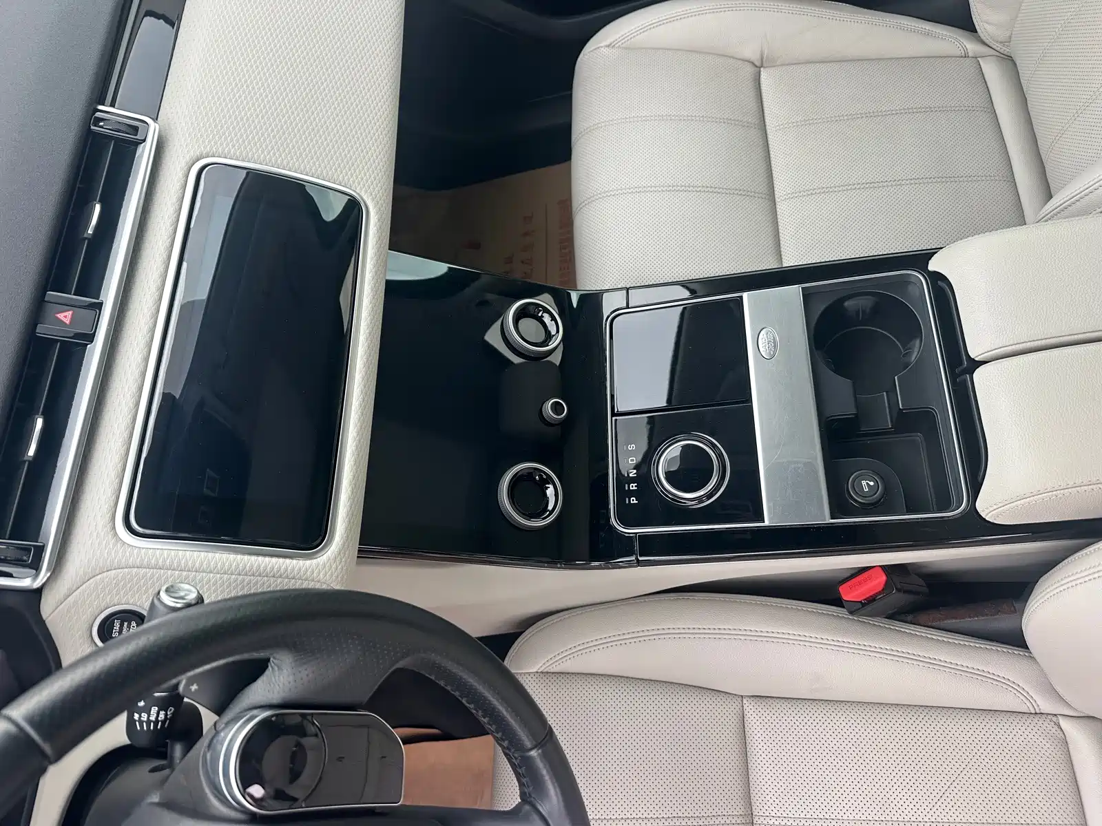 Фото 7 - Land Rover Range Rover Velar