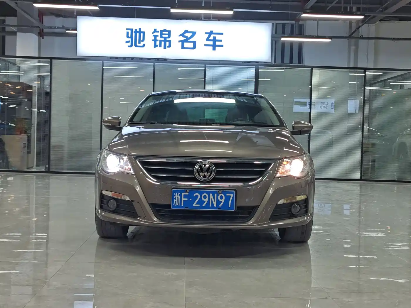 Volkswagen FAW-Volkswagen CC 2012 Model 2.0TSI Luxury фото 2
