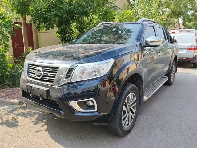 Nissan Navara 2.5L, автомат, полный привод, Премиум, QR25