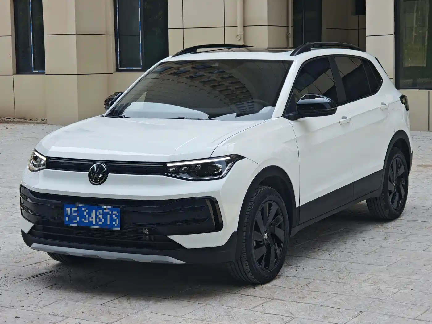 Volkswagen Tharu 2025 New Edge 1.5L Aspiration Edition