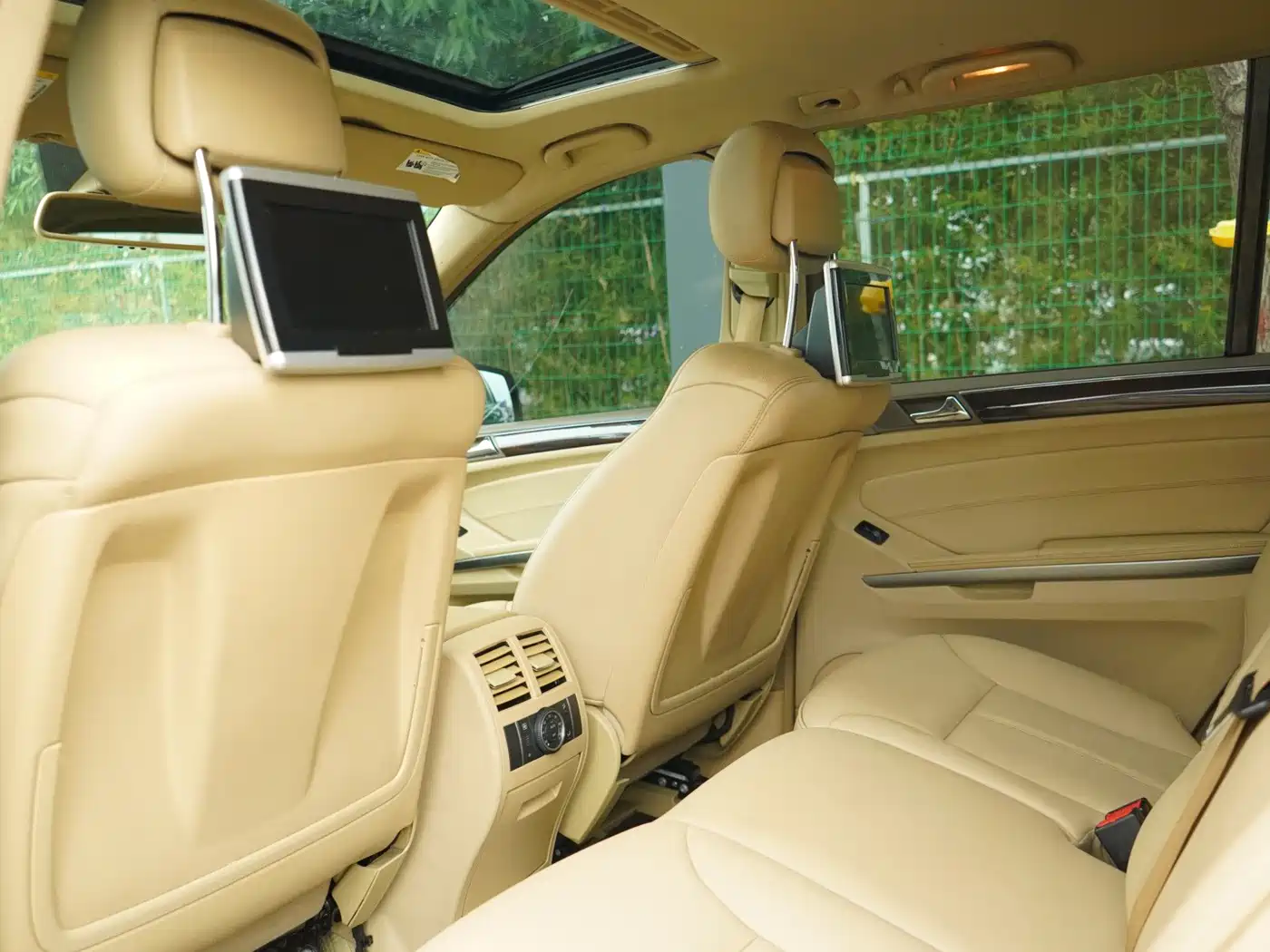Mercedes-Benz GL-Class фото 10