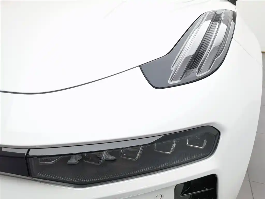 ZEEKR EXTREME KRYPTON 001