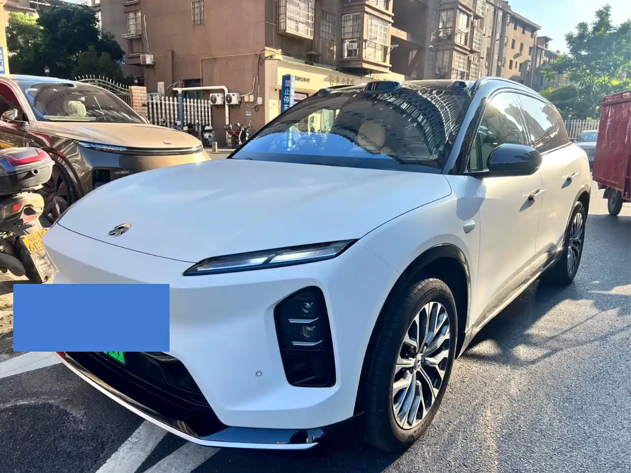 NIO ES6 2025