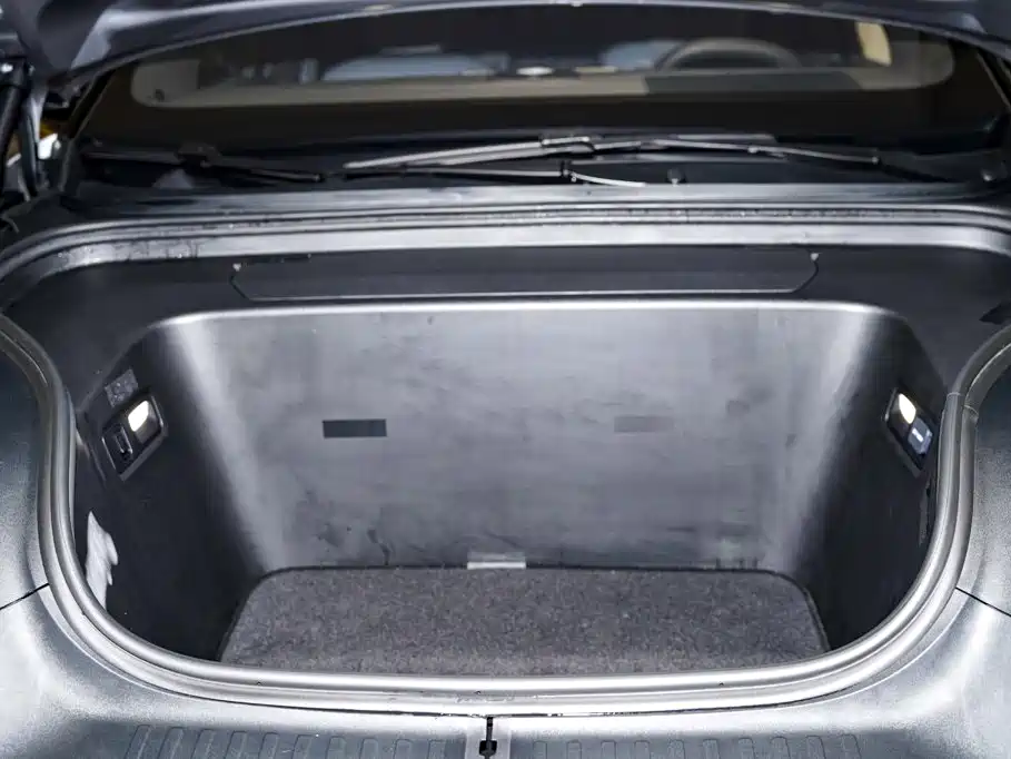 NIO ES8 2026 2025 Model 6-Seat Executive Luxury Edition