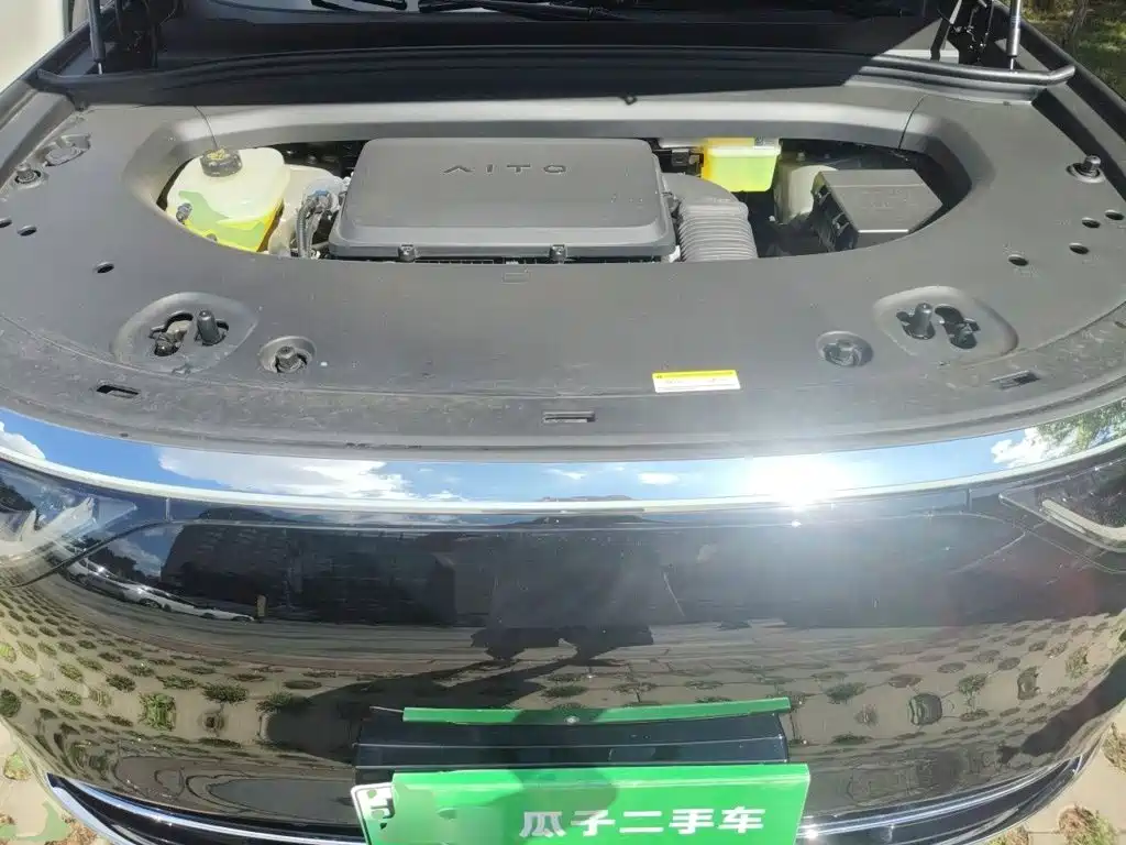 AITO Wenjie AITO M8 2026 2025 Range Extender Max+ Edition 53.4kWh 5-seater