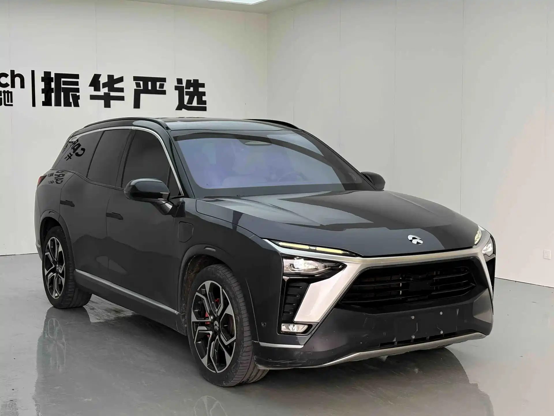 Фото 3 - NIO ES8