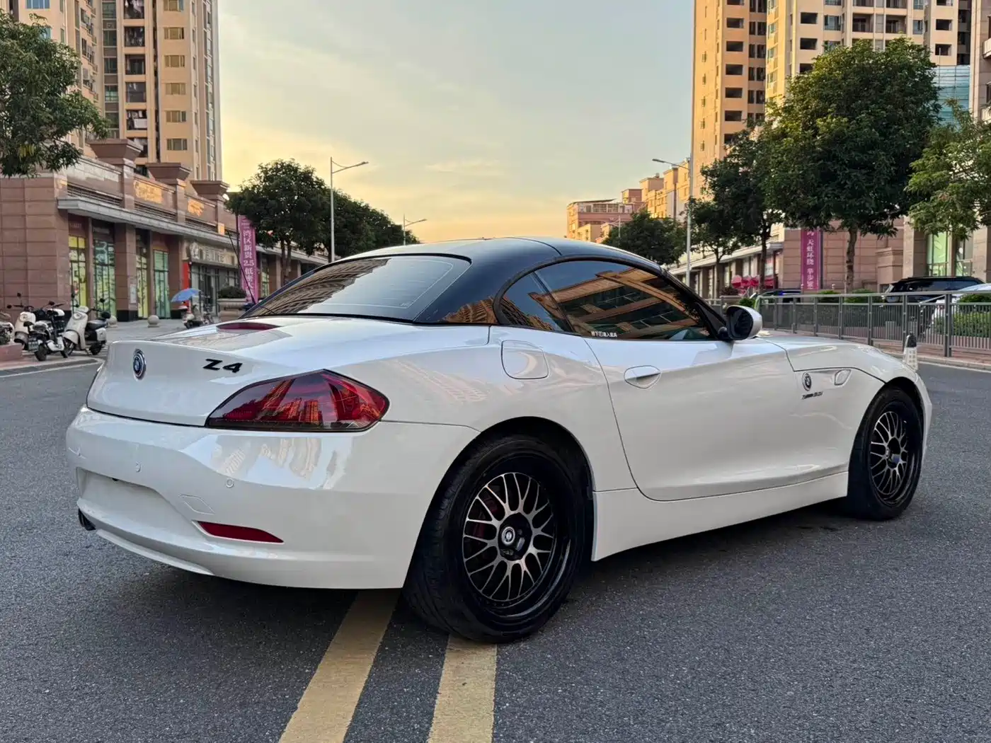BMW Z4 2009 2009 sDrive23i Premium