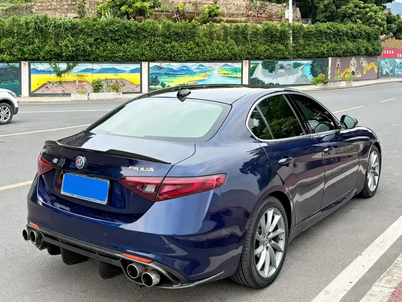 Alfa Romeo Giulia 2019 2017 2.0T 200HP Luxury Edition