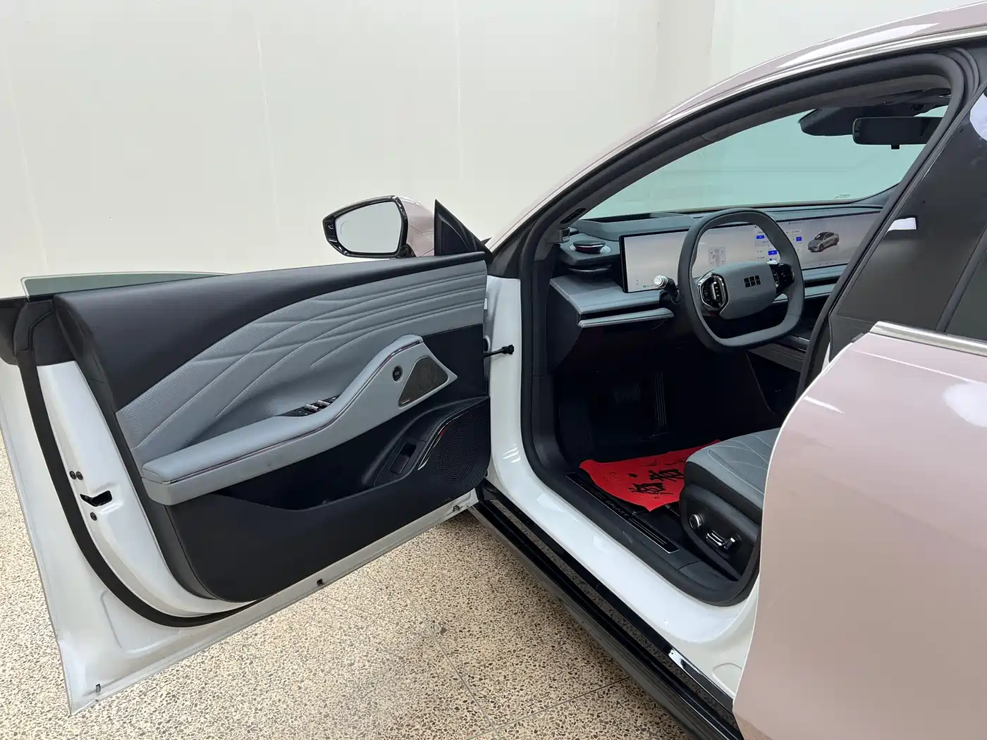 Geely Galaxy Galaxy E8 2025 2025 575km Exploration Smart Drive Edition