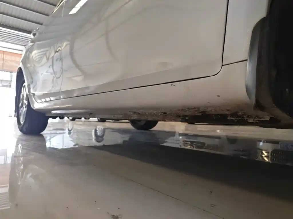 Фото 21 - Geely Emgrand