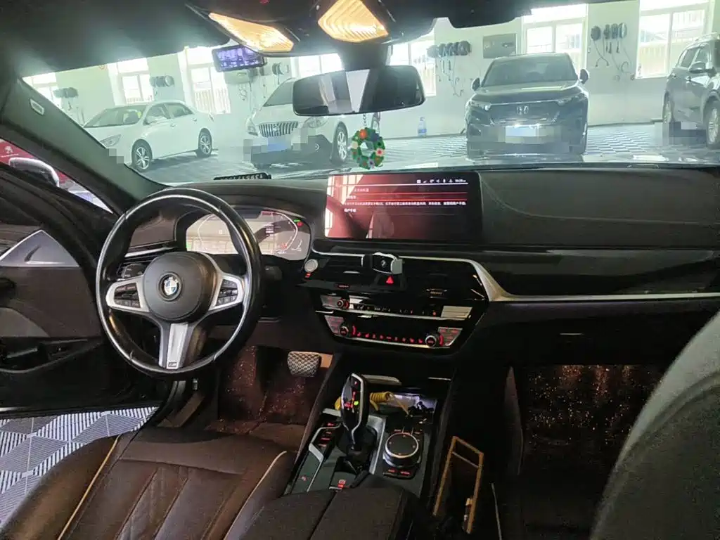 BMW 5 Series, миниатюра 12