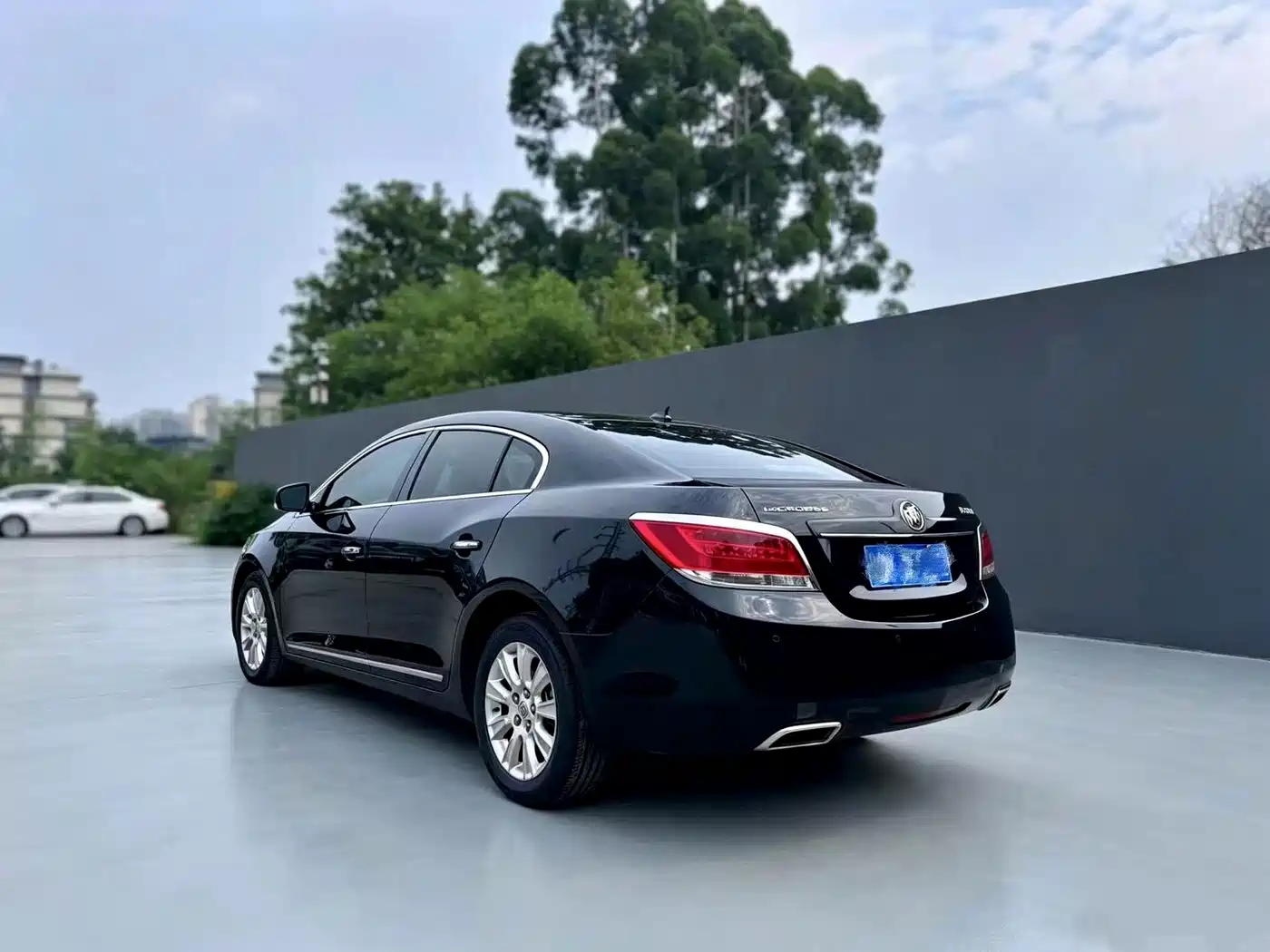 Buick LaCrosse 2012 2012 2.4L SIDI Luxury Edition