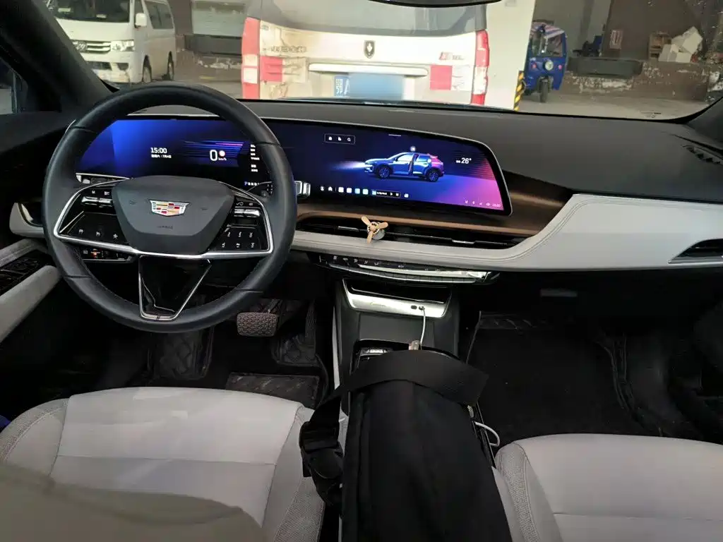 Cadillac GT4 2024 2023 25T Trend Edition