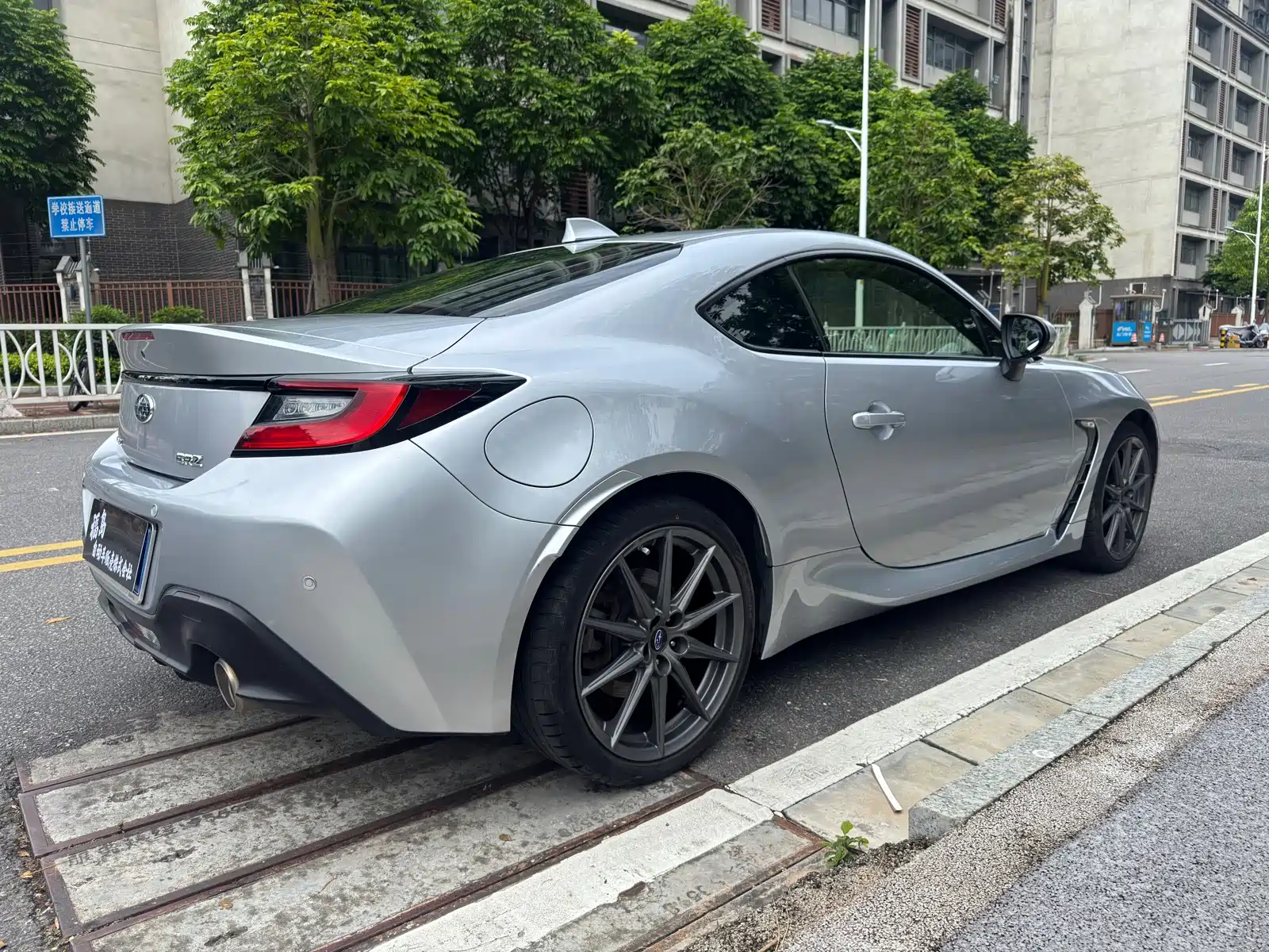 Фото 6 - Subaru BRZ
