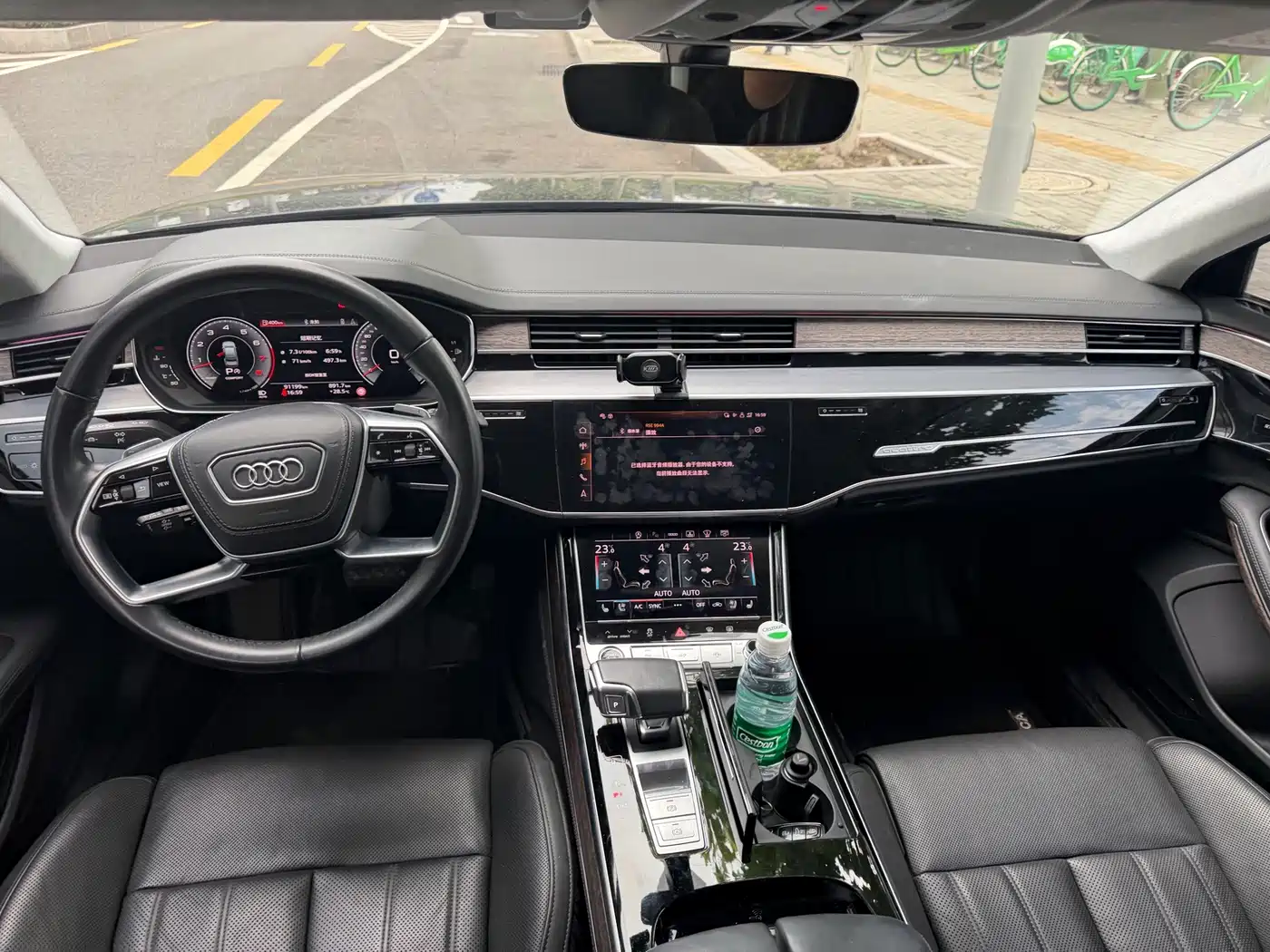 Фото 6 - Audi A8