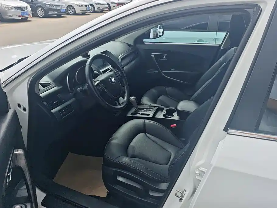 Besturn X80 2016 2016 2.0L Automatic Comfort Model