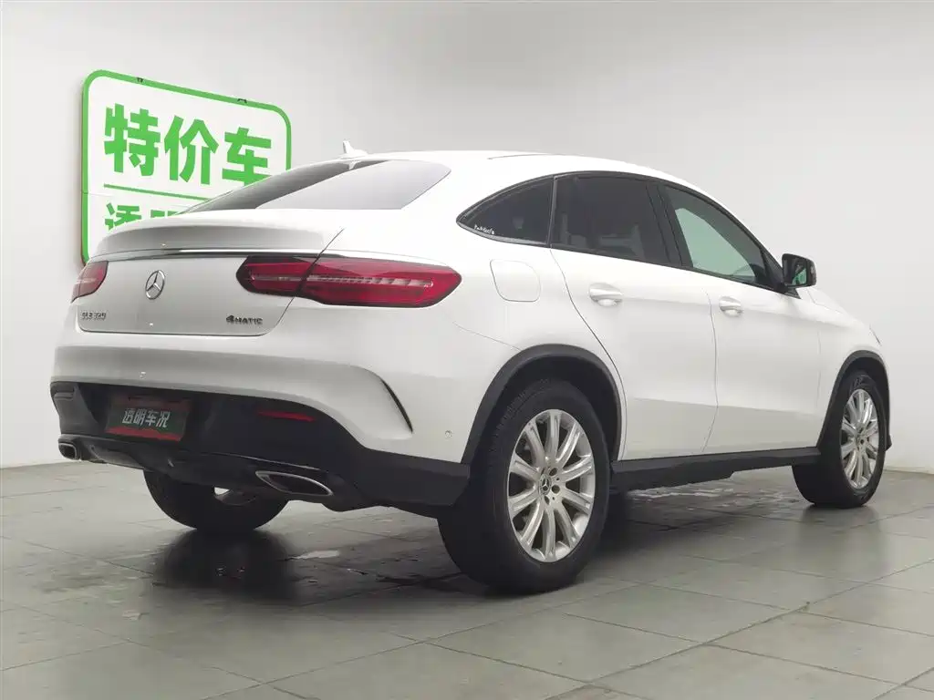 Mercedes-Benz GLE Coupe 2018 GLE 320 4MATIC Coupe SUV фото 2