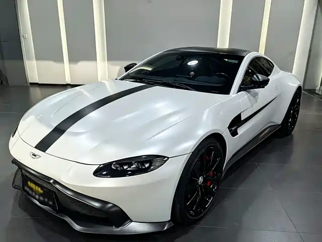  Aston Martin V8 Vantage 2018 4.0T V8 Coupe