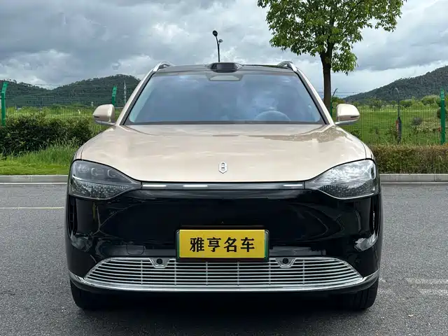 AITO Wenjie AITO M9 2025 Extended Range Max 52kWh 6-Seater — фото 2