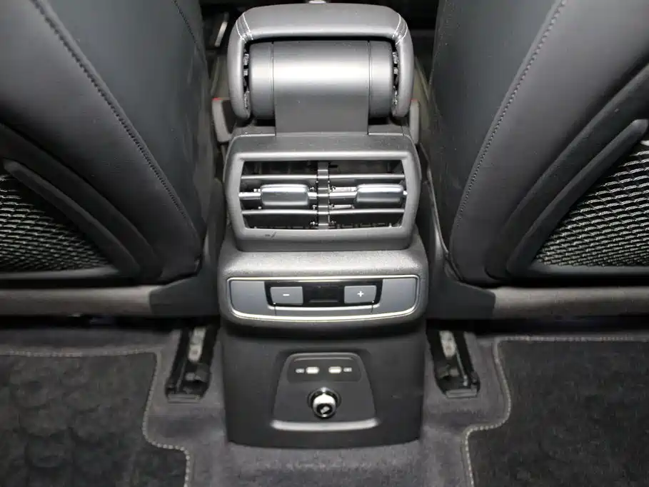 Audi Q4 e-tron 2025 2024 40 e-tron Creation Edition
