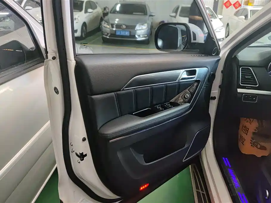 Haval H6 Coupe 2015 Model Blue Label 2.0T Automatic 2WD Elite фото 7