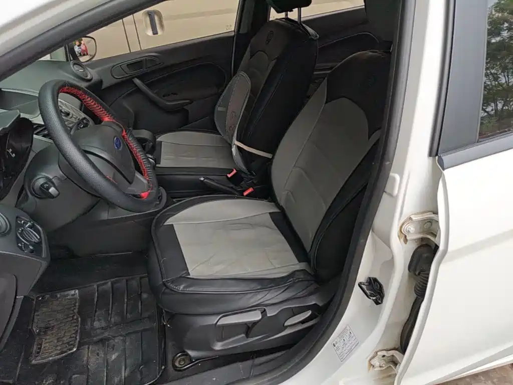 Ford Fiesta 2015 2013 Sedan 1.5L Manual Trend