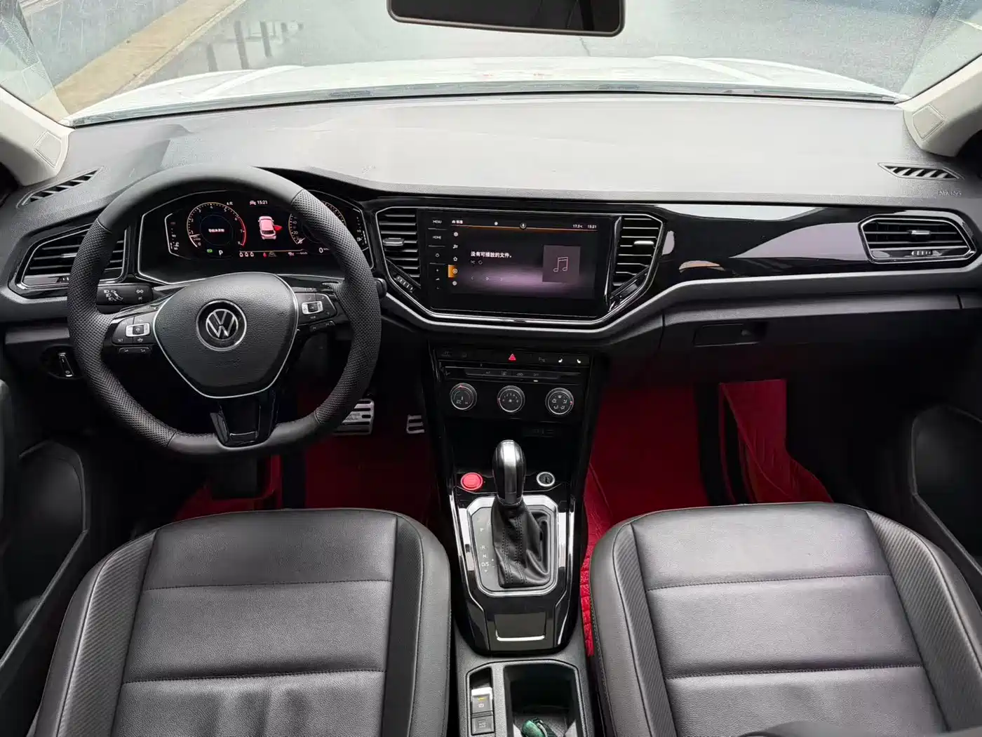 VOLKSWAGEN T ROC EXPLORING SONGS