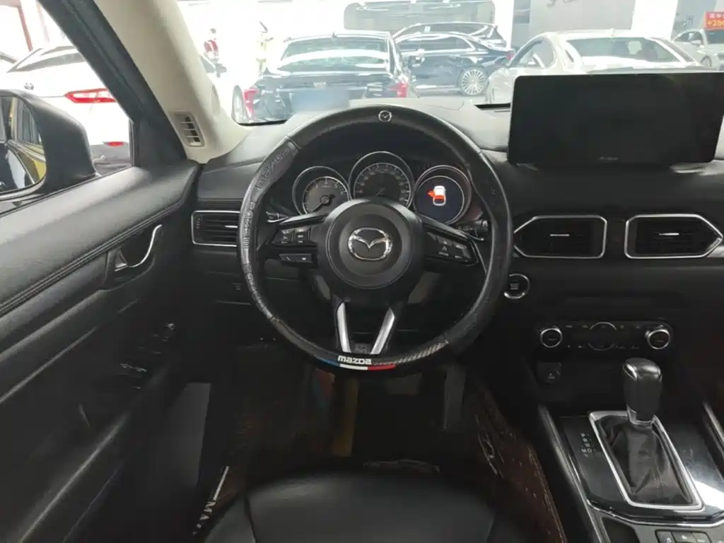 Фото 11 - Mazda CX-5