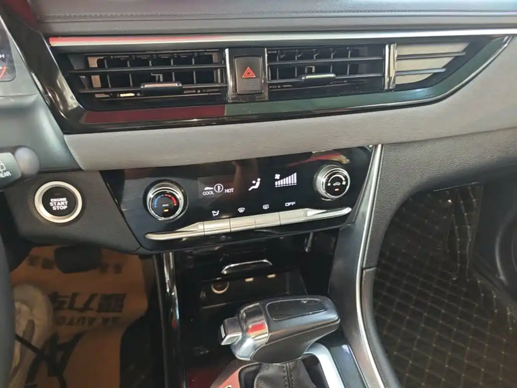 BAIC Ruixiang X5 2024 2021 1.5T Automatic Luxury 7-Seater