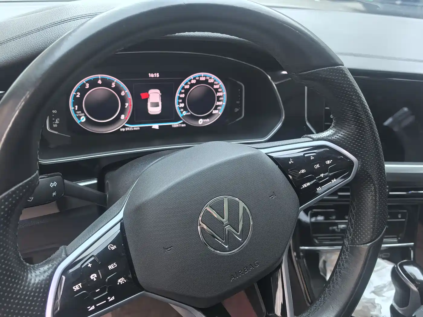 Volkswagen Passat 2022 330TSI Starry Sky Premium Edition фото 8