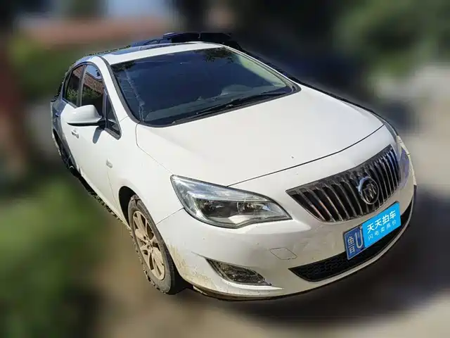 Buick Excelle 2014 XT 1.6L Automatic Fashion — фото 3