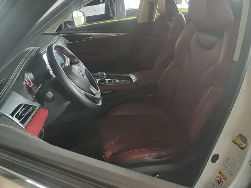 Changan CS85 COUPE 2021 2021 1.5T DCT Luxury