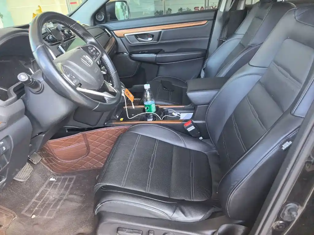 Фото 11 - Honda CR-V