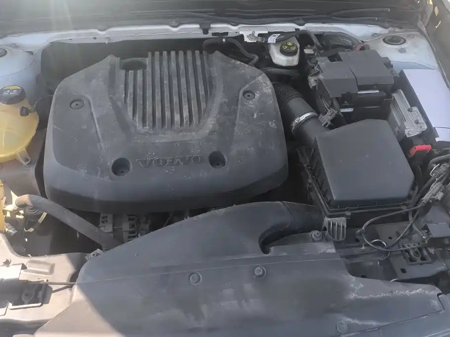 Photo 10 - Volvo XC40