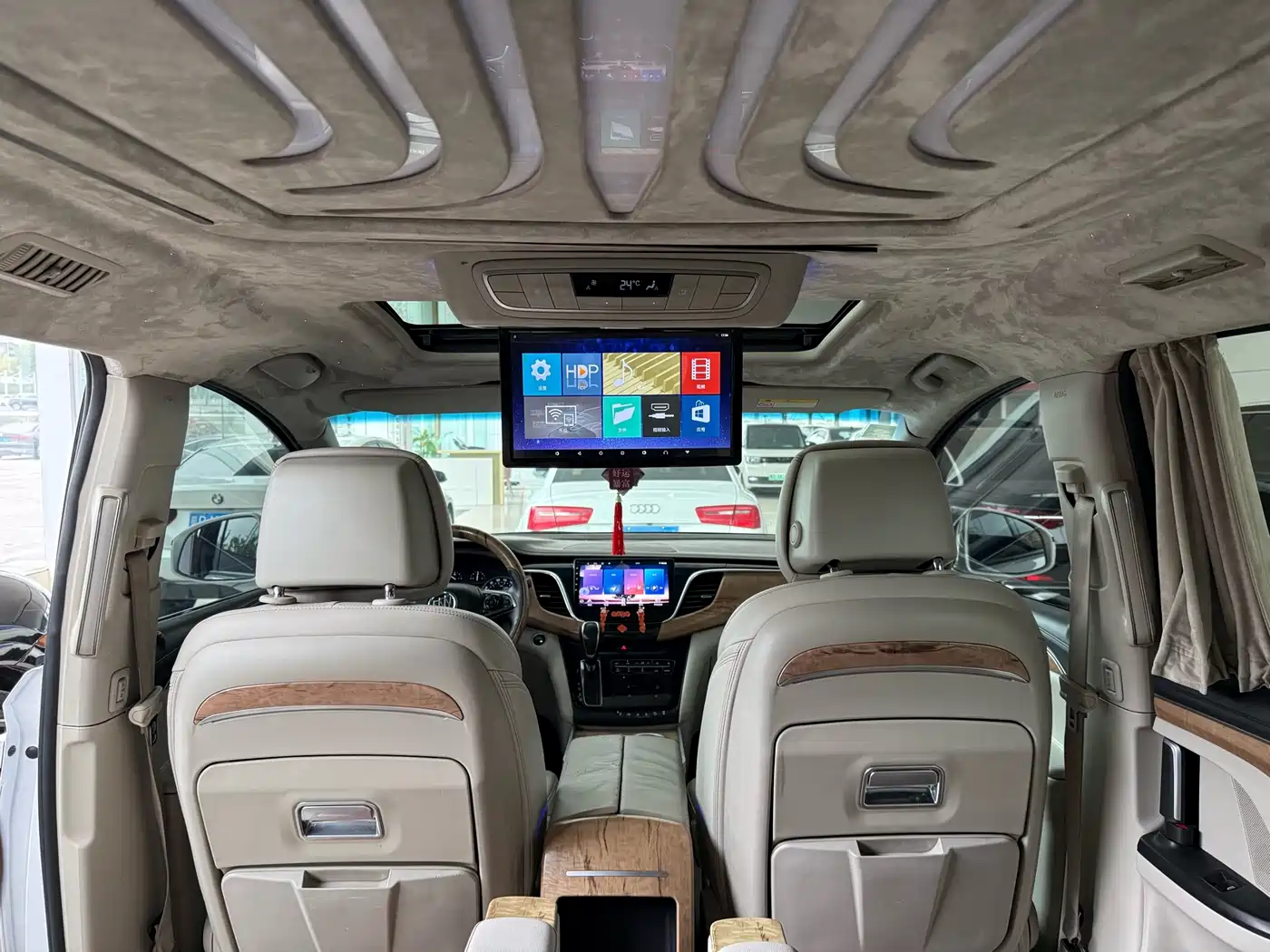 Buick GL8 2018 28T Comfort China VI фото 7