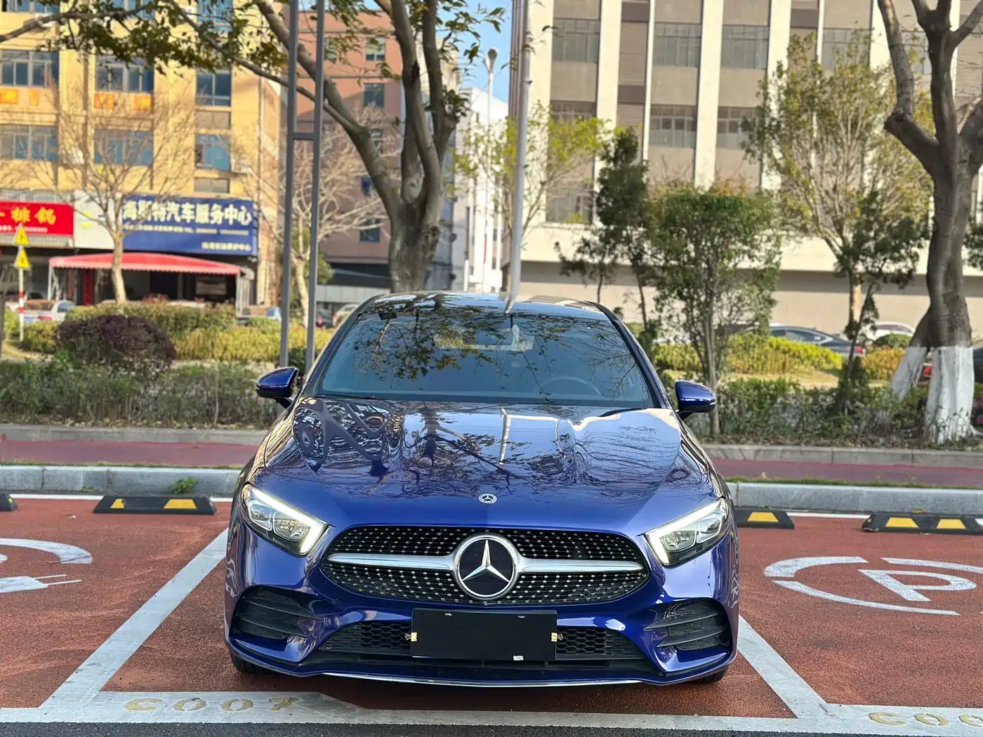 Mercedes-Benz A-Class 2020 Facelift A 200 L Sport Sedan Fashion фото 2