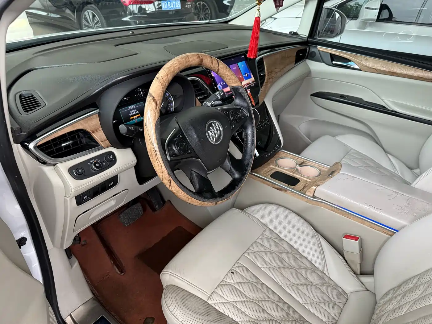 Buick GL8 2018 28T Comfort China VI фото 4