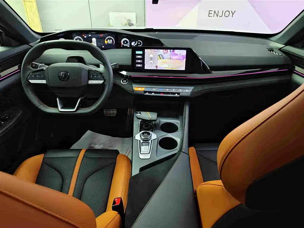 Changan UNI-V 2025 2024 1.5T Deluxe Sport