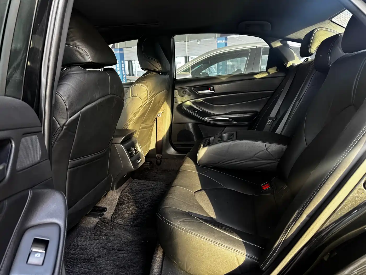 Toyota Avalon 2019 2.0L Progressive Edition (China VI) фото 12