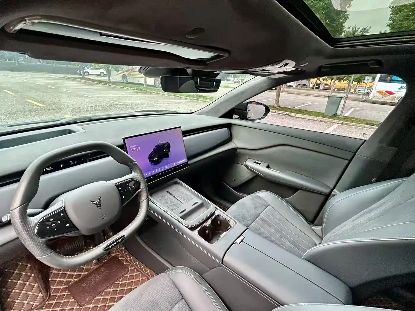 Voyah Auto Voyah Zhiyin 2024 Long Range Super Charging Edition фото 5
