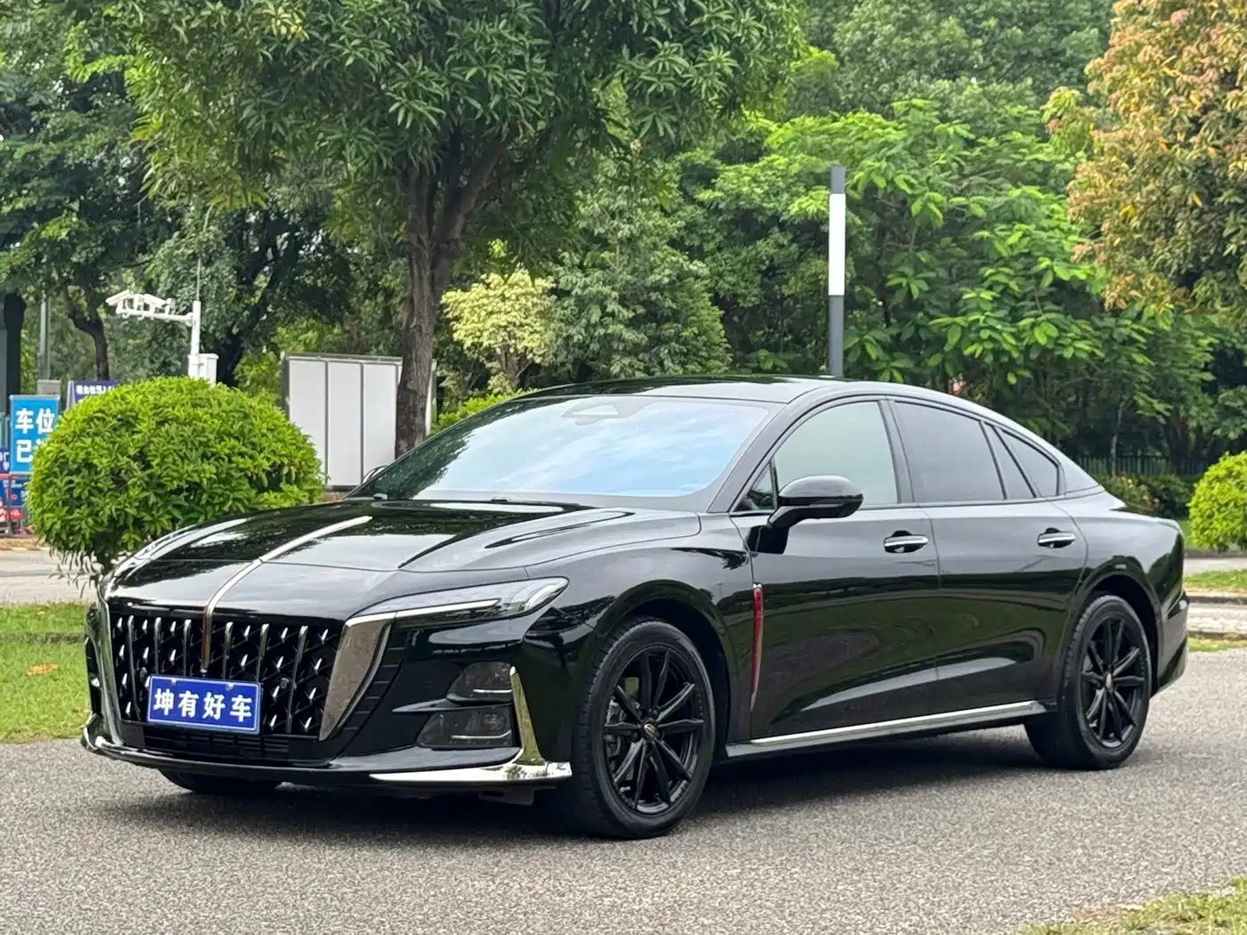 Hongqi H6 2024 2023 2.0T Ultimate Edition