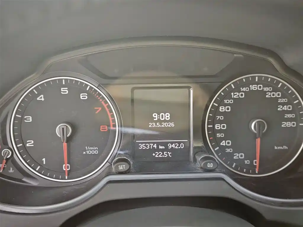 Audi Q5 2016 40 TFSI Technology Model фото 5