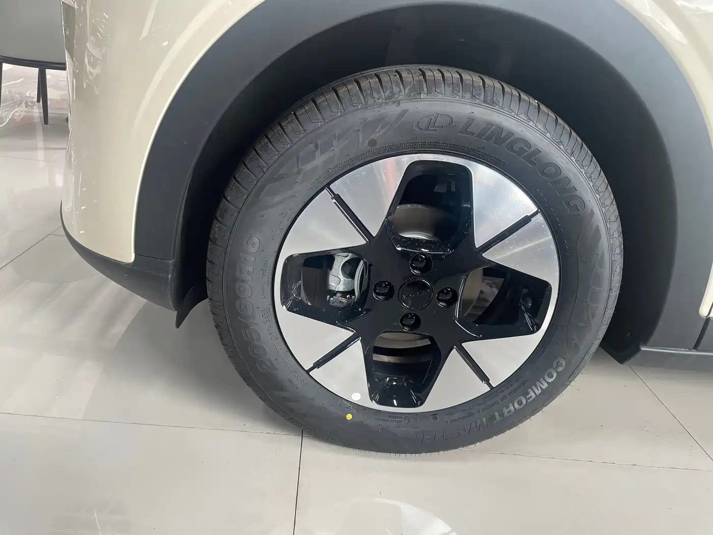 Geely Galaxy Starry Wish 2026 Edition 410km Freedom Version фото 5