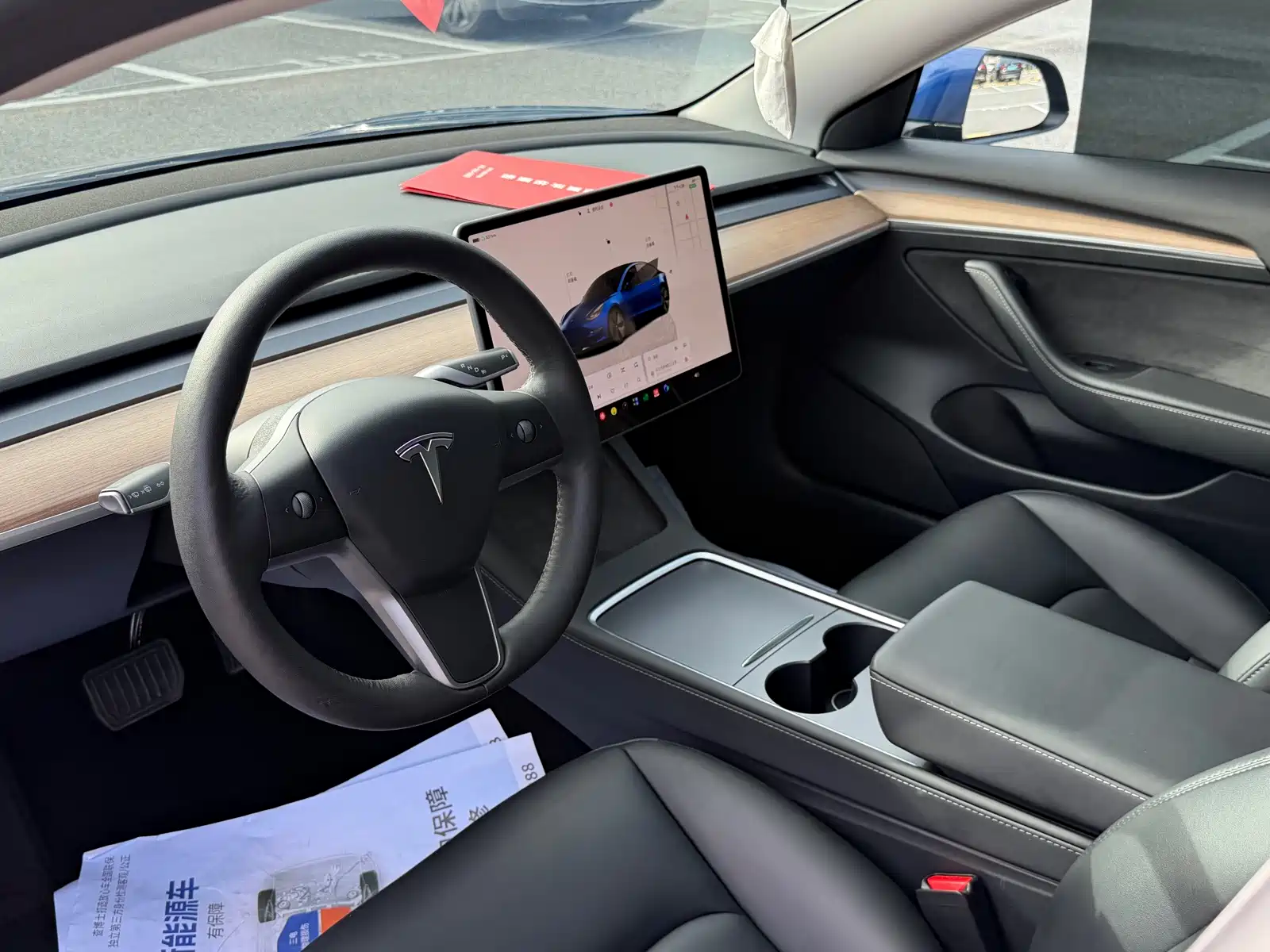 Фото 14 - Tesla Model 3