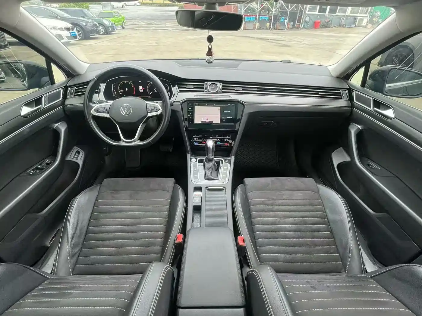 Volkswagen Magotan 2020 330TSI DSG Premium фото 6