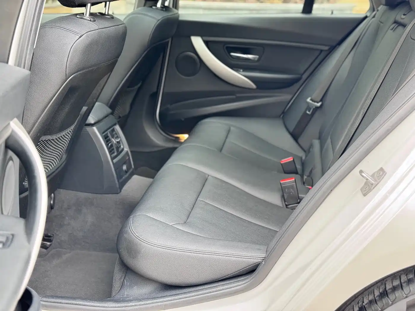 BMW 3 Series (Import) 2016 320i Fashion Wagon фото 12