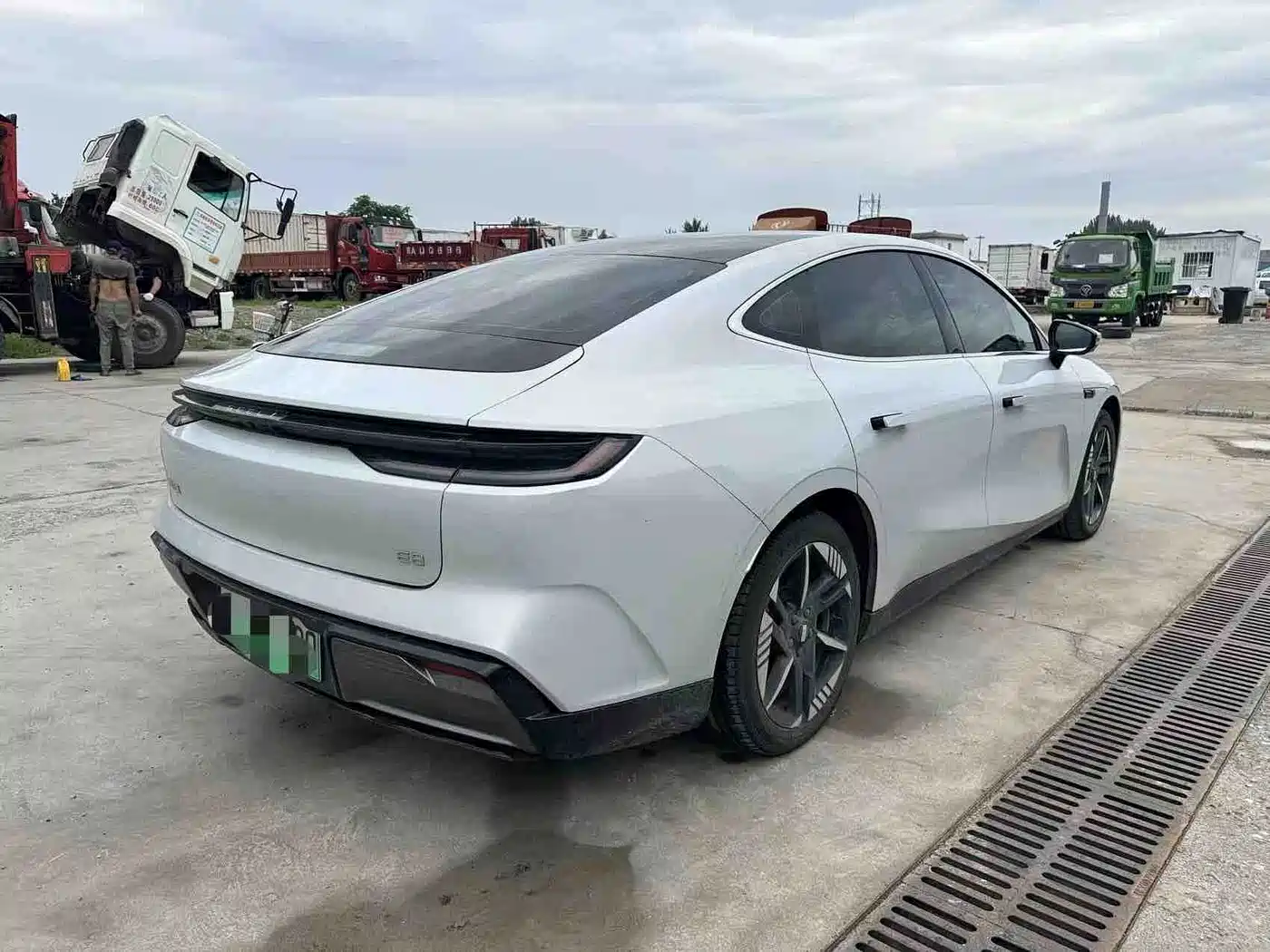 Geely Galaxy Galaxy E8 2024 2024 550km RWD PRO