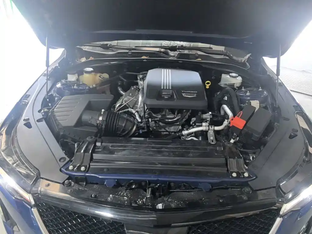 Фото 20 - Cadillac CT4