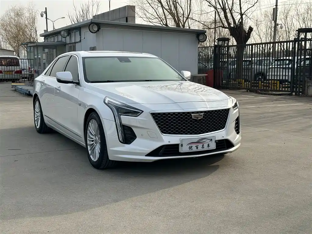 CADILLAC CT6